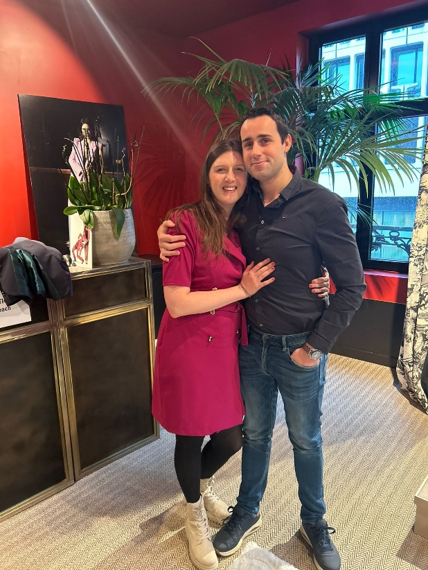 Jasmien en Michiel binnen